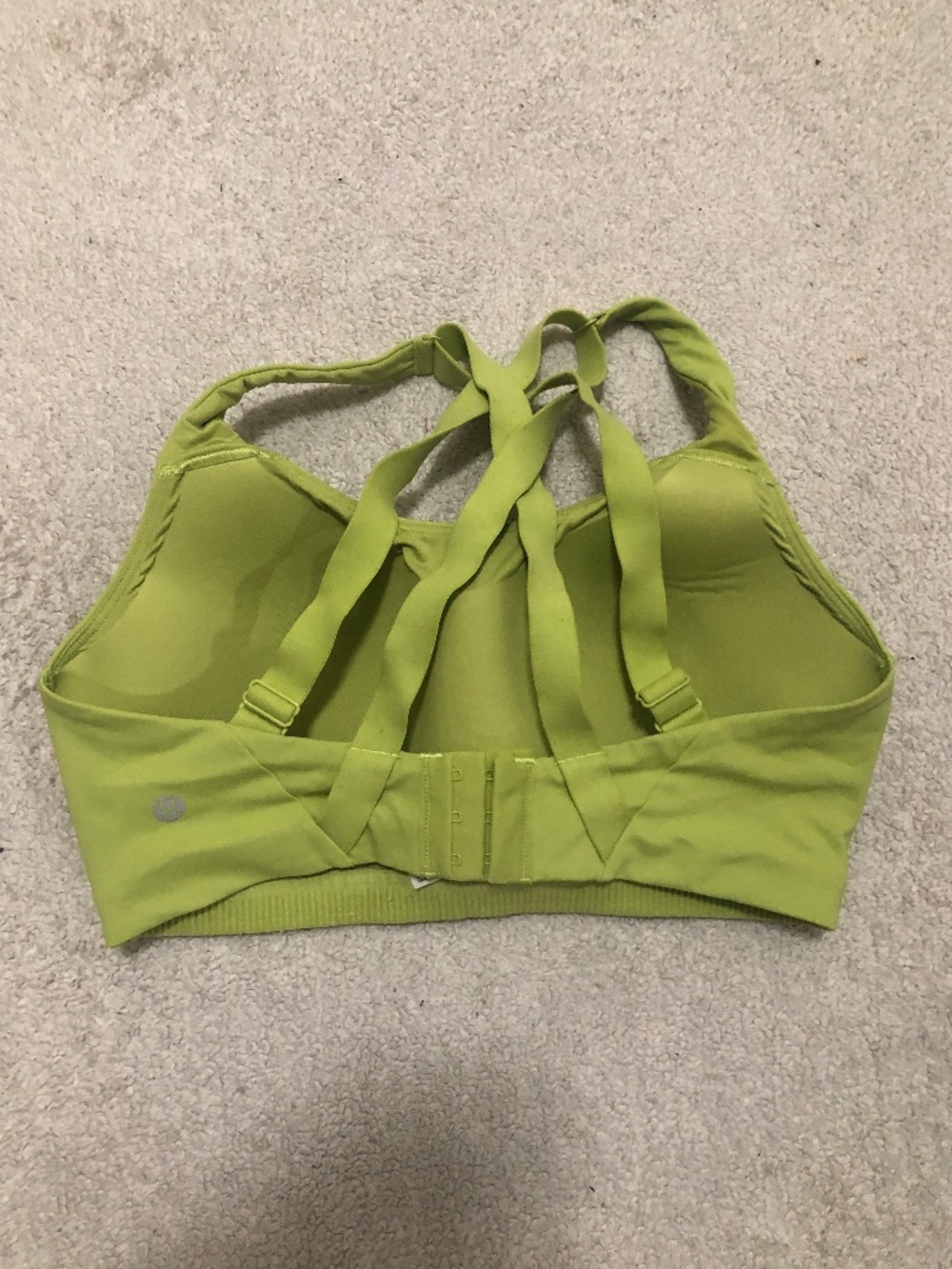 lululemon Energy Longline Sports Bra in a bright green color. 34 DD - Picture 2 of 4